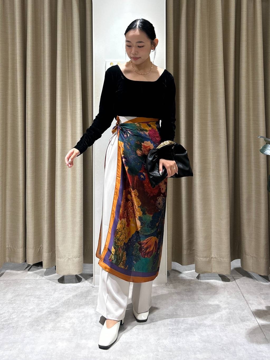 mysty womanの2WAYシアーベロアロンTを使ったコーディネートを紹介します。｜Rakuten Fashion(楽天ファッション／旧楽天ブランドアベニュー)6210637
