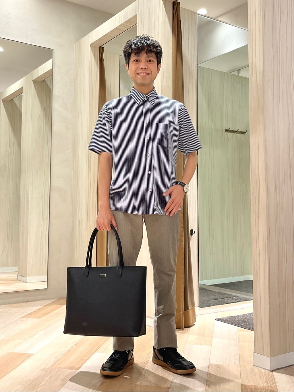 TAKEO KIKUCHIの【COOL CITY WEAR】ストライプジャージ ボタンダウンシャツ /接触冷感を使ったコーディネートを紹介します。｜Rakuten Fashion(楽天ファッション／旧楽天ブランドアベニュー)6212512