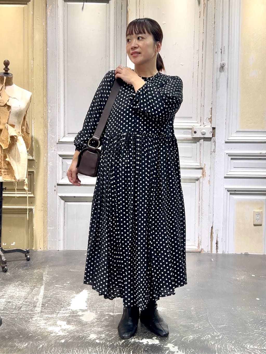BEARDSLEYのドットギャザーワンピースを使ったコーディネート