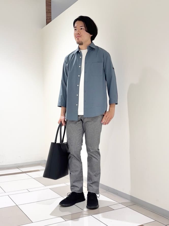 TAKEO KIKUCHIの【COOL CITY WEAR】DotAir(R)サッカー シャツを使ったコーディネートを紹介します。｜Rakuten Fashion(楽天ファッション／旧楽天ブランドアベニュー)6216834