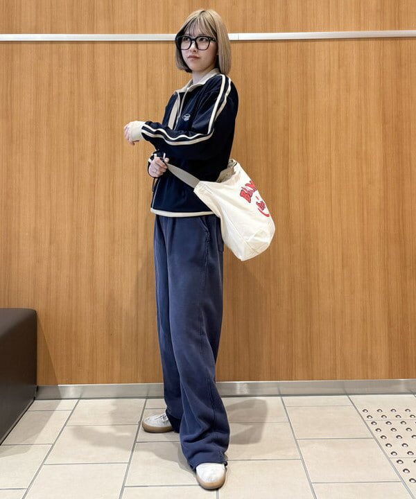 BEAMS HEARTのポリエステルジャージ 配色 トラックジャケットを使ったコーディネートを紹介します。｜Rakuten Fashion(楽天ファッション／旧楽天ブランドアベニュー)6218517