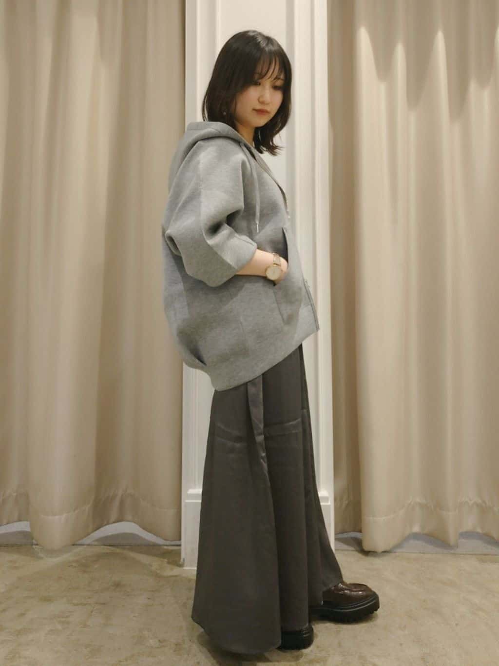AMERICAN HOLICの【選べる丈2サイズ】マットサテンスカーチョを使ったコーディネートを紹介します。｜Rakuten Fashion(楽天ファッション／旧楽天ブランドアベニュー)6222080