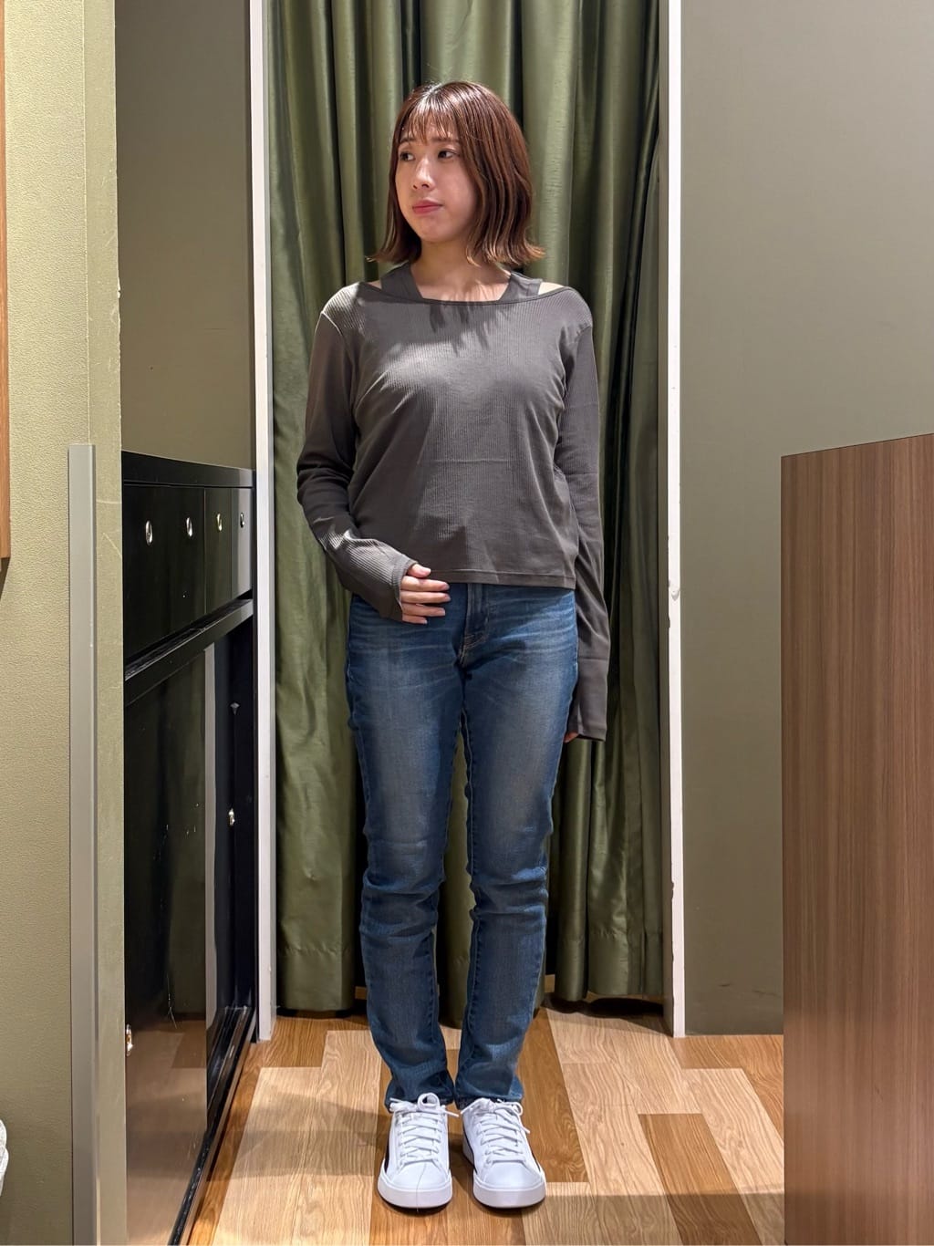 AMERICAN HOLICの2点セット/タンクトップ&ロンTを使ったコーディネートを紹介します。｜Rakuten Fashion(楽天ファッション／旧楽天ブランドアベニュー)6223086