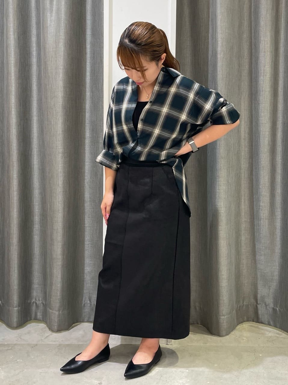 AMERICAN HOLICのフェイクレザーダンボールスカートを使ったコーディネートを紹介します。｜Rakuten Fashion(楽天ファッション／旧楽天ブランドアベニュー)6223720