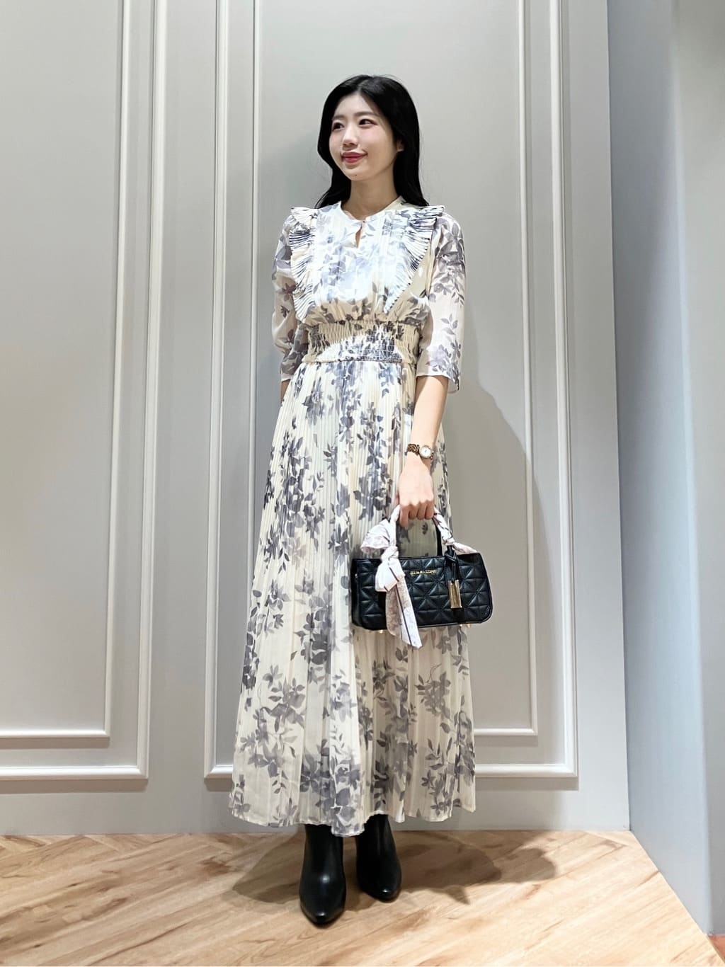 JILL by JILL STUART | ぼかしフラワープリントワンピース | Rakuten