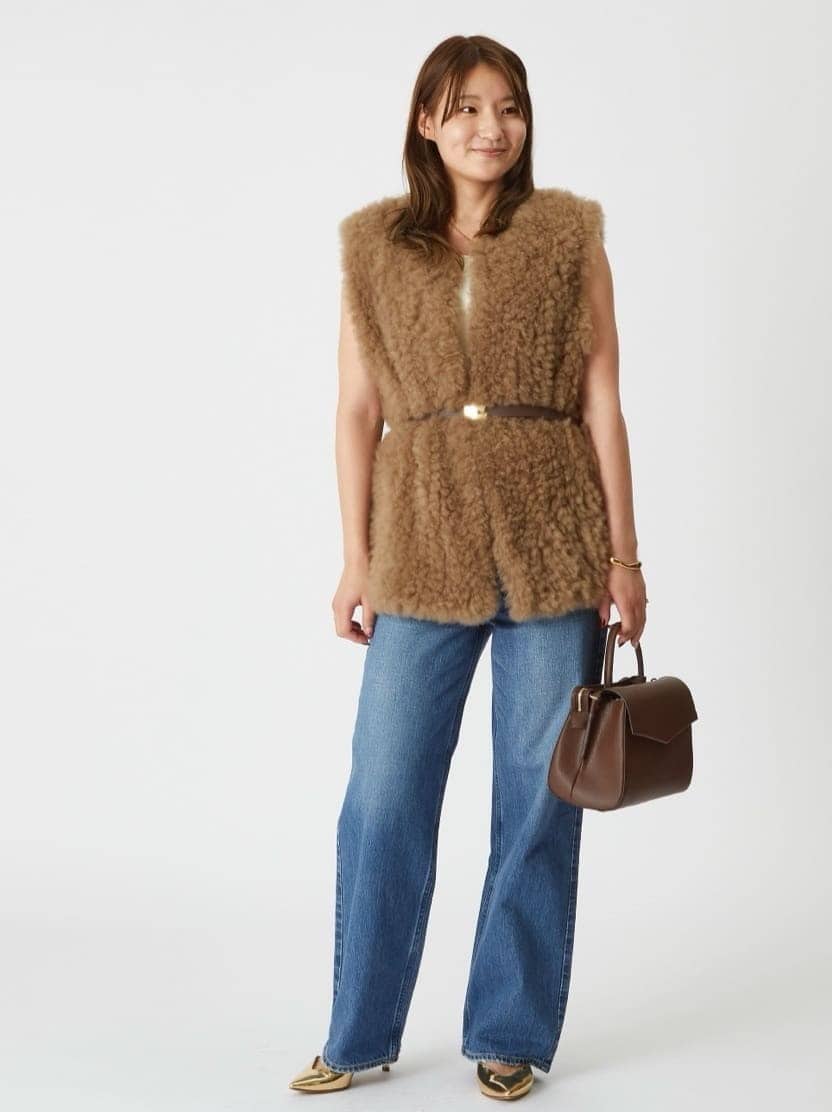 1er Arrondissementのカシミアファーベストを使ったコーディネートを紹介します。｜Rakuten Fashion(楽天ファッション／旧楽天ブランドアベニュー)6224702