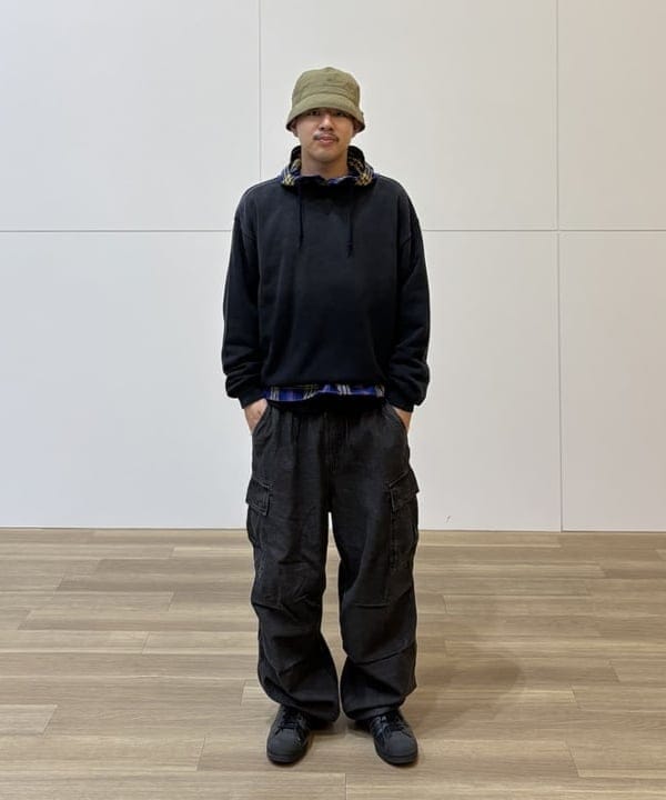 BEAMS HEARTのGMS ウラケ クルーネック スウェットを使ったコーディネートを紹介します。｜Rakuten Fashion(楽天ファッション／旧楽天ブランドアベニュー)6225366