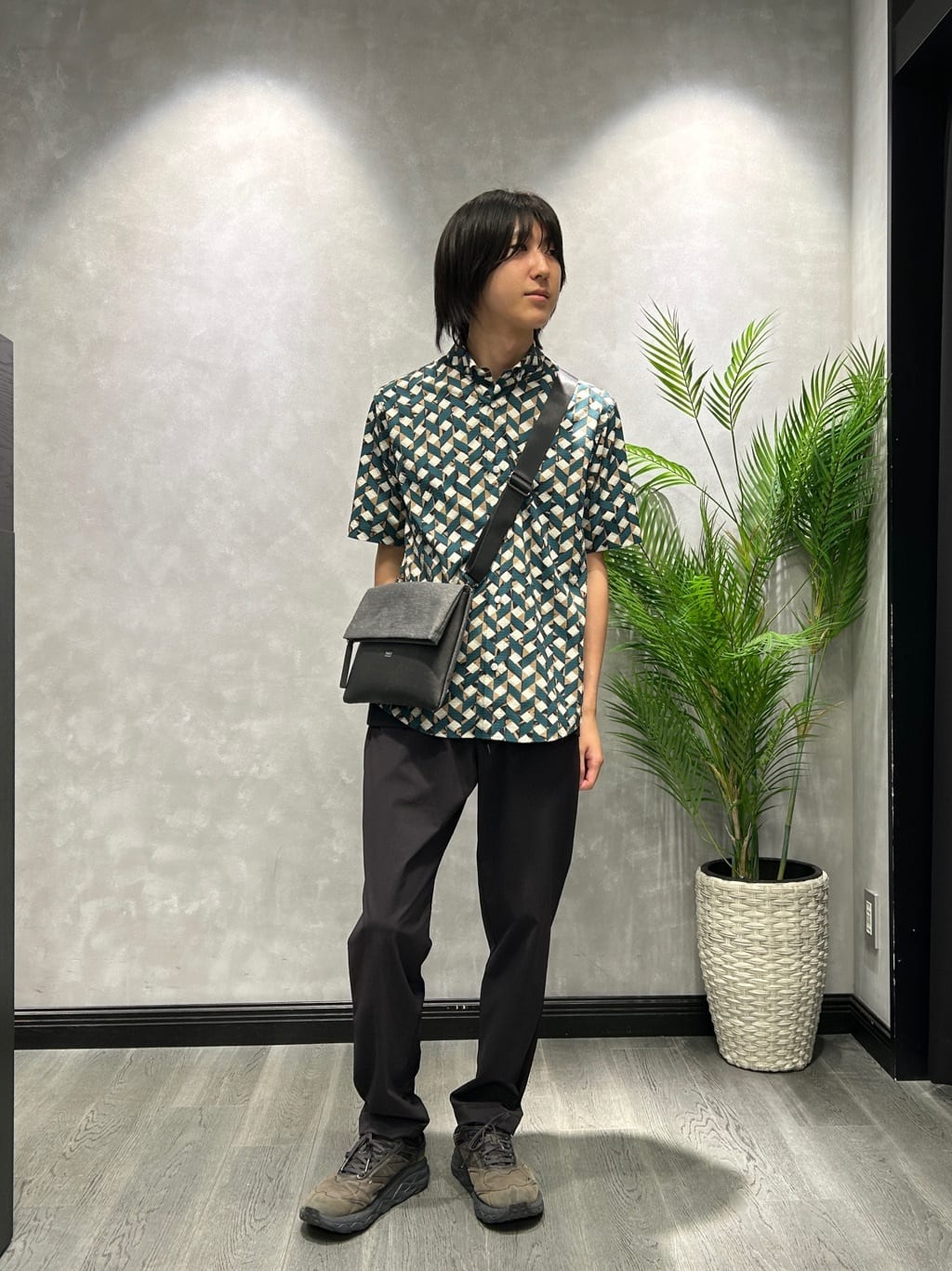 TAKEO KIKUCHIの【COOL CITY WEAR】籠目アート柄 サッカーシャツ /通気性を使ったコーディネートを紹介します。｜Rakuten Fashion(楽天ファッション／旧楽天ブランドアベニュー)6228602