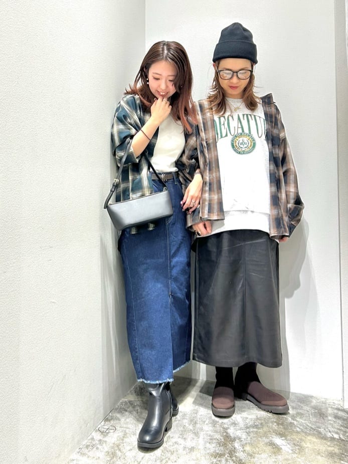 AMERICAN HOLICのデニムタイトスカートを使ったコーディネートを紹介します。｜Rakuten Fashion(楽天ファッション／旧楽天ブランドアベニュー)6229783
