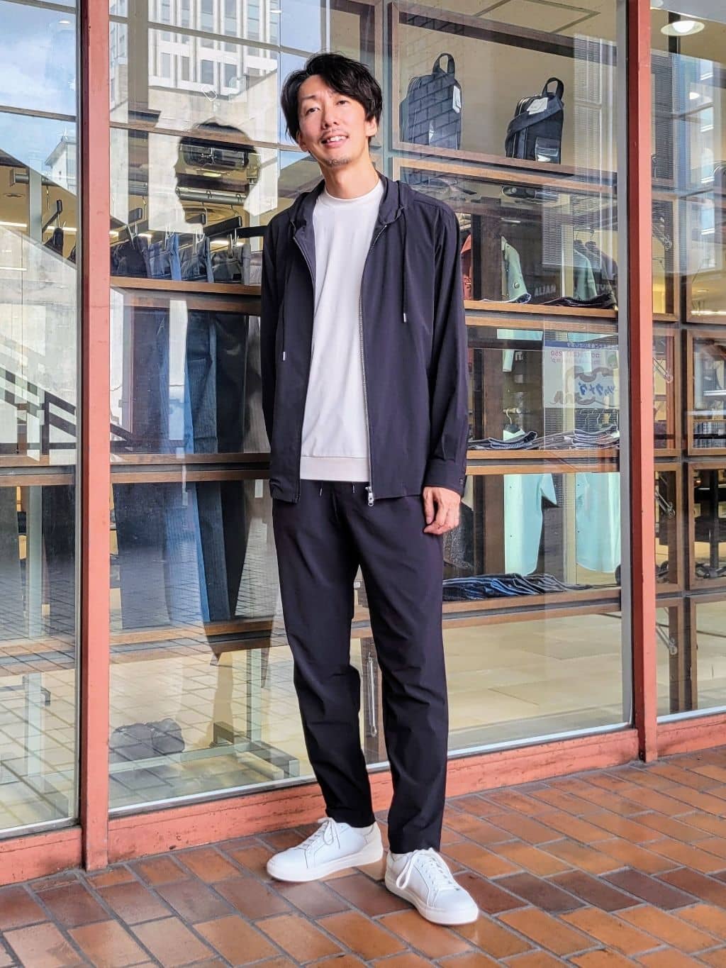 TAKEO KIKUCHIの【3D ナイロン ストレッチ】ジップアップ フードブルゾンを使ったコーディネートを紹介します。｜Rakuten Fashion(楽天ファッション／旧楽天ブランドアベニュー)6229896