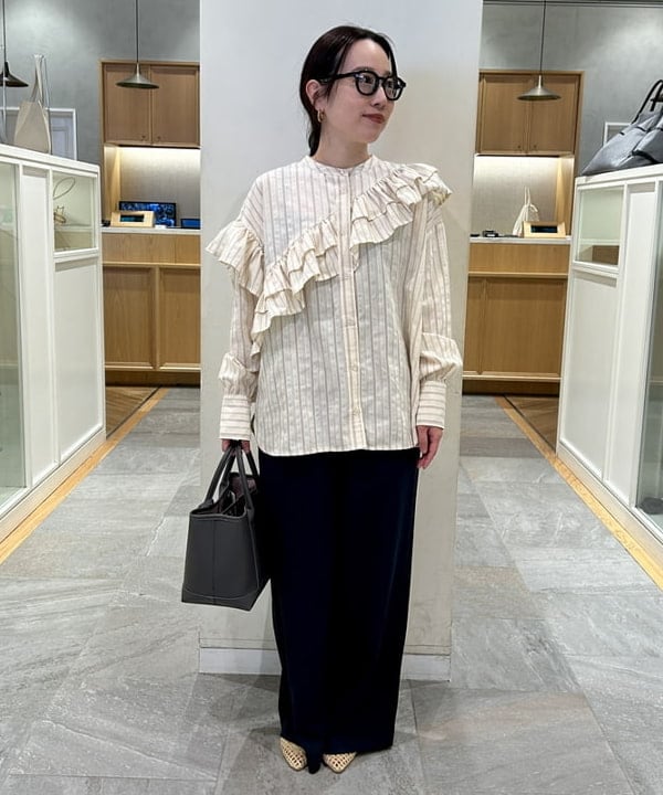 BEAMS HEARTの【洗濯機洗い可】リネンライク イージーパンツ ウエストゴム ワイドパンツを使ったコーディネートを紹介します。｜Rakuten Fashion(楽天ファッション／旧楽天ブランドアベニュー)6241240