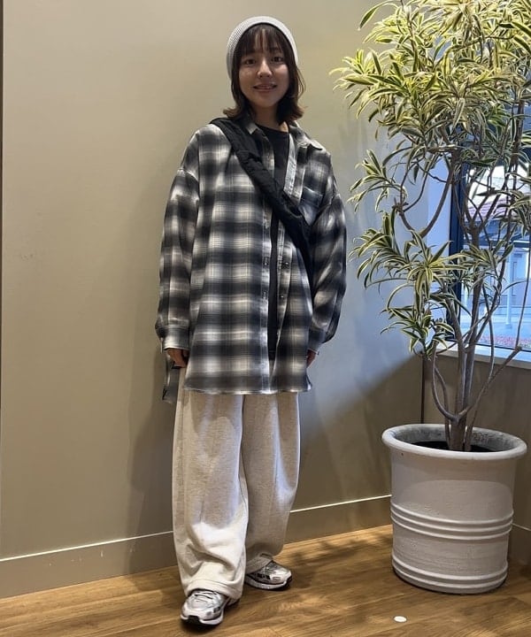 BEAMS HEARTのサガラ刺繍 B-HEARTロゴ ハート Tシャツ(S~L)を使ったコーディネートを紹介します。｜Rakuten Fashion(楽天ファッション／旧楽天ブランドアベニュー)6241252