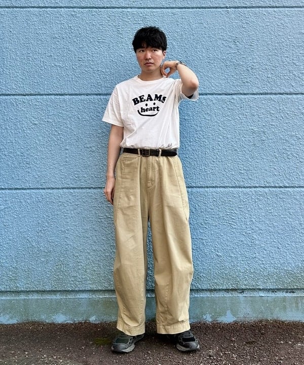 BEAMS HEARTのスマイルロゴ Tシャツを使ったコーディネートを紹介します。｜Rakuten Fashion(楽天ファッション／旧楽天ブランドアベニュー)6241427