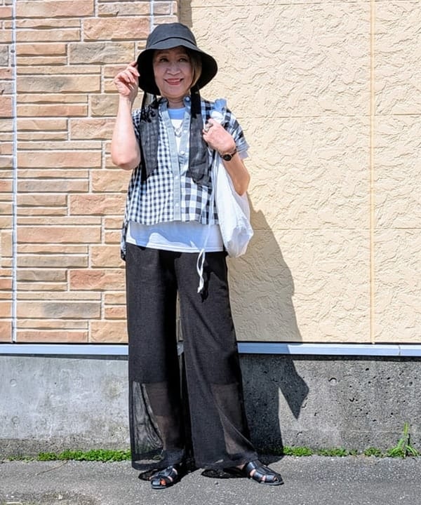 BEAMS HEARTの【ベストセラー/洗濯機OK/チェック柄/半袖】クレイジー ギンガムシャツ 25SS チェックシャツを使ったコーディネートを紹介します。｜Rakuten Fashion(楽天ファッション／旧楽天ブランドアベニュー)6241393