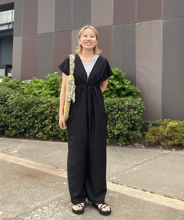 BEAMS HEARTのアシメ カットアウト タンクトップを使ったコーディネートを紹介します。｜Rakuten Fashion(楽天ファッション／旧楽天ブランドアベニュー)6241517