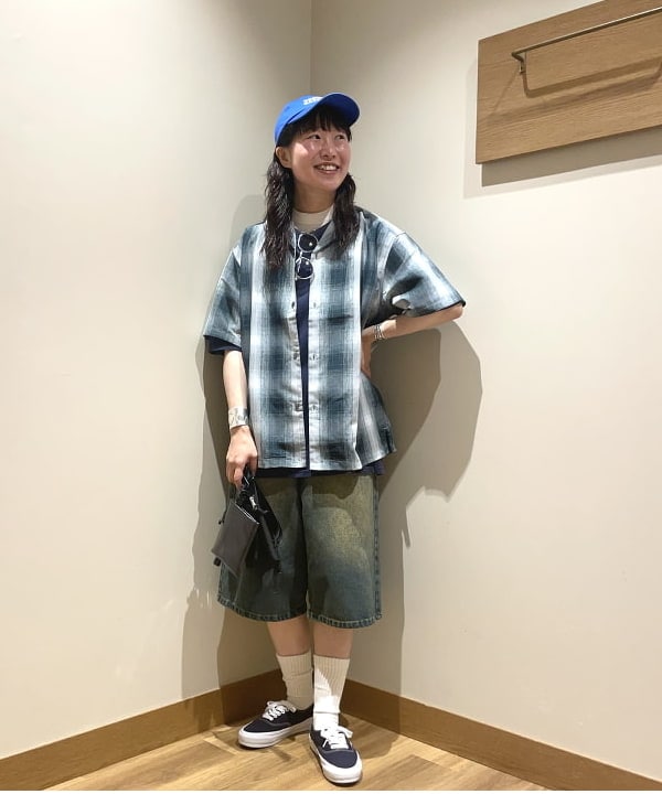 BEAMS HEARTのクリアフレーム ボストン グラスを使ったコーディネートを紹介します。｜Rakuten Fashion(楽天ファッション／旧楽天ブランドアベニュー)6241638