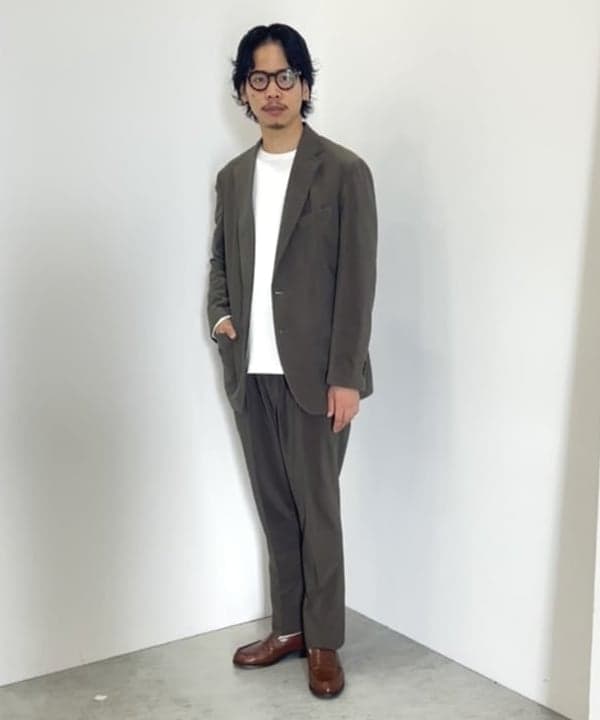 BEAMS HEARTのテックコーデュロイ 2ボタン ジャケット 25AW(セットアップ対応)を使ったコーディネートを紹介します。｜Rakuten Fashion(楽天ファッション／旧楽天ブランドアベニュー)6241880