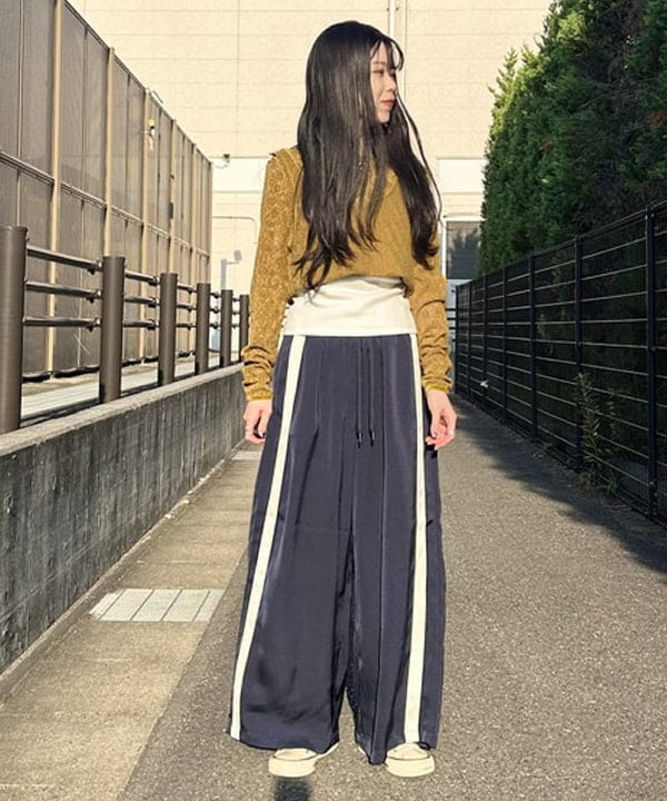 BEAMS HEARTの2WAY ガーター ロング スリーブ プルオーバーを使ったコーディネートを紹介します。｜Rakuten Fashion(楽天ファッション／旧楽天ブランドアベニュー)6241817