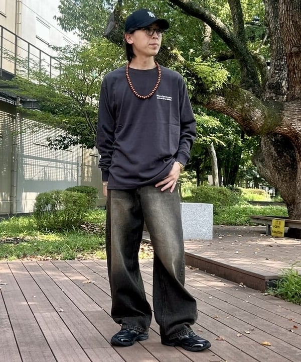 BEAMS HEARTのハート スター バックプリント ロング スリーブ Tシャツを使ったコーディネートを紹介します。｜Rakuten Fashion(楽天ファッション／旧楽天ブランドアベニュー)6241984