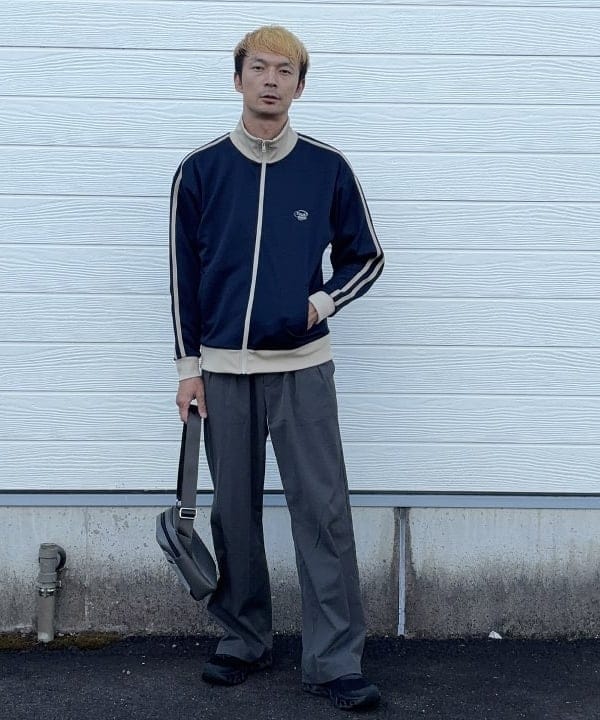 BEAMS HEARTのポリエステルジャージ 配色 トラックジャケットを使ったコーディネートを紹介します。｜Rakuten Fashion(楽天ファッション／旧楽天ブランドアベニュー)6242096