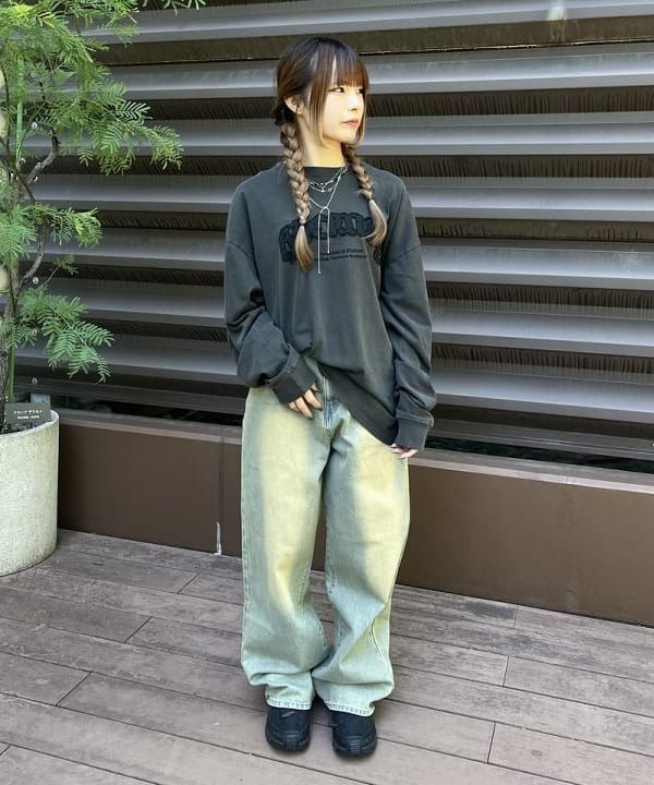 BEAMS HEARTのロゴ パッチ ロングスリーブ Tシャツを使ったコーディネートを紹介します。｜Rakuten Fashion(楽天ファッション／旧楽天ブランドアベニュー)6242122