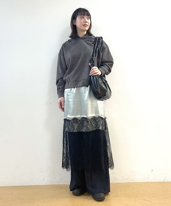 BEAMS HEARTのフェイクスエード フーディーを使ったコーディネートを紹介します。｜Rakuten Fashion(楽天ファッション／旧楽天ブランドアベニュー)6242246