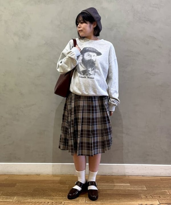 BEAMS HEARTのヴィンテージライク ポートレート スウェットを使ったコーディネートを紹介します。｜Rakuten Fashion(楽天ファッション／旧楽天ブランドアベニュー)6242296