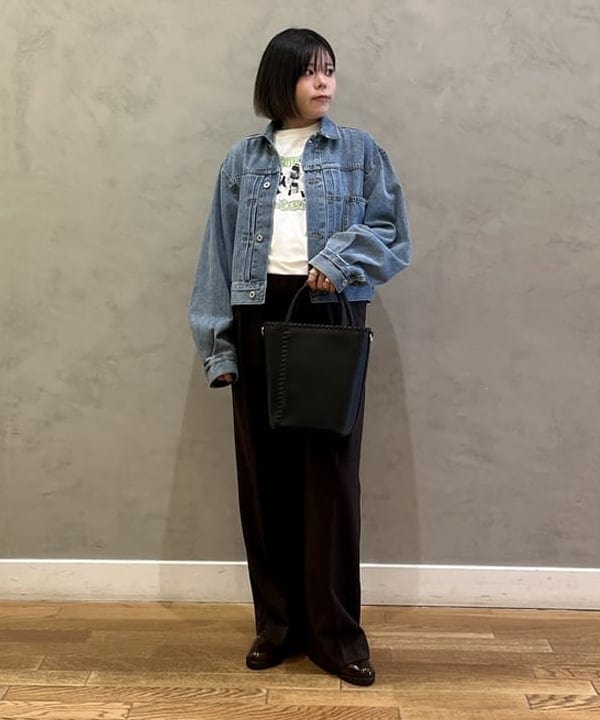 BEAMS HEARTのクロップド デニム ジャケットを使ったコーディネートを紹介します。｜Rakuten Fashion(楽天ファッション／旧楽天ブランドアベニュー)6242299