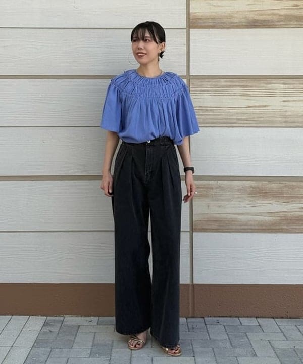 BEAMS HEARTの2タック カラーパンツを使ったコーディネートを紹介します。｜Rakuten Fashion(楽天ファッション／旧楽天ブランドアベニュー)6242316