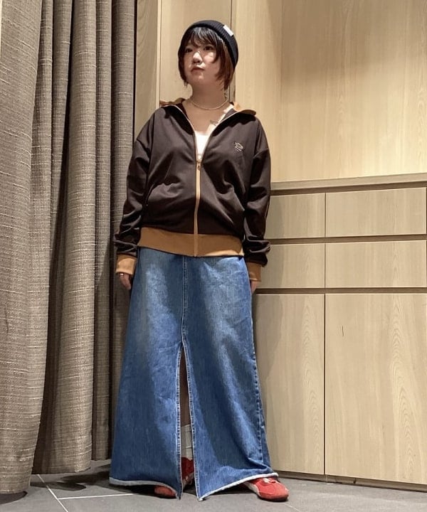 BEAMS HEARTのポリエステルジャージ 配色 トラックジャケットを使ったコーディネートを紹介します。｜Rakuten Fashion(楽天ファッション／旧楽天ブランドアベニュー)6242031