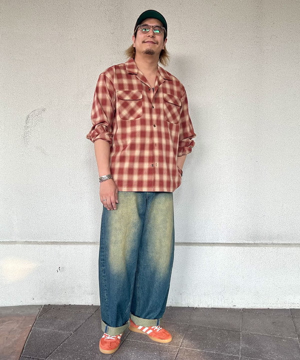 BEAMS HEARTのポリエステル レーヨン オンブレーチェック シャツを使ったコーディネートを紹介します。｜Rakuten Fashion(楽天ファッション／旧楽天ブランドアベニュー)6242458