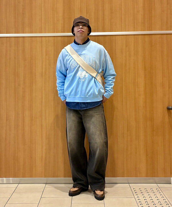 BEAMS MENのキャンバス ニュースペーパー バッグを使ったコーディネートを紹介します。｜Rakuten Fashion(楽天ファッション／旧楽天ブランドアベニュー)6242473