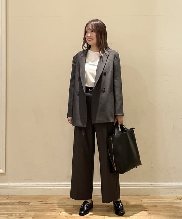BEAMS HEARTのオーバー ダブルジャケットを使ったコーディネートを紹介します。｜Rakuten Fashion(楽天ファッション／旧楽天ブランドアベニュー)6242555