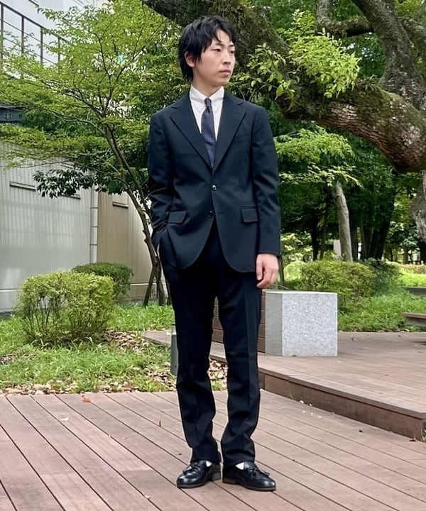 BEAMS HEARTのベーシック ソリッド 3ボタン スーツ(セットアイテム)を使ったコーディネートを紹介します。｜Rakuten Fashion(楽天ファッション／旧楽天ブランドアベニュー)6242740