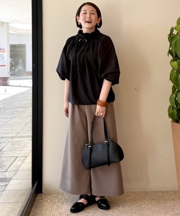 BEAMS HEARTの襟 フリル ギャザー ブラウスを使ったコーディネートを紹介します。｜Rakuten Fashion(楽天ファッション／旧楽天ブランドアベニュー)6242852