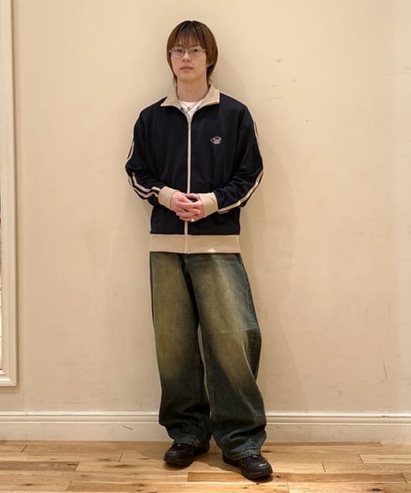 BEAMS HEARTのポリエステルジャージ 配色 トラックジャケットを使ったコーディネートを紹介します。｜Rakuten Fashion(楽天ファッション／旧楽天ブランドアベニュー)6242876
