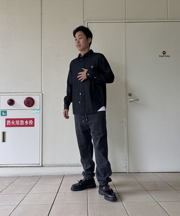 BEAMS HEARTのコーヒー刺繍 デニム シャツを使ったコーディネートを紹介します。｜Rakuten Fashion(楽天ファッション／旧楽天ブランドアベニュー)6242881