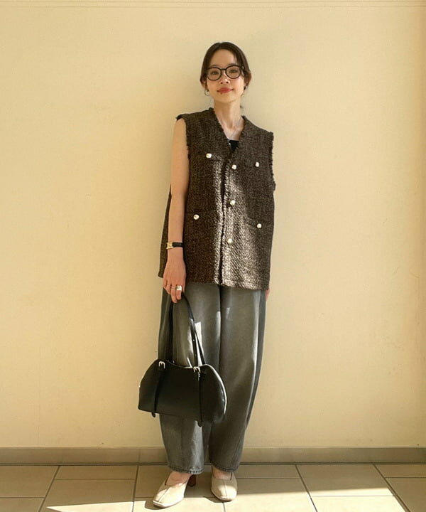 BEAMS HEARTのツイード フリンジ ベストを使ったコーディネートを紹介します。｜Rakuten Fashion(楽天ファッション／旧楽天ブランドアベニュー)6242378