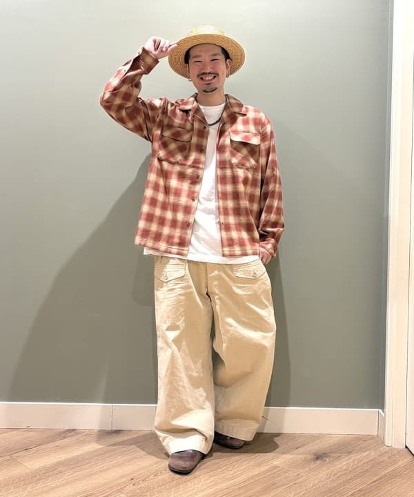 BEAMS HEARTのポリエステル レーヨン オンブレーチェック シャツを使ったコーディネートを紹介します。｜Rakuten Fashion(楽天ファッション／旧楽天ブランドアベニュー)6242995