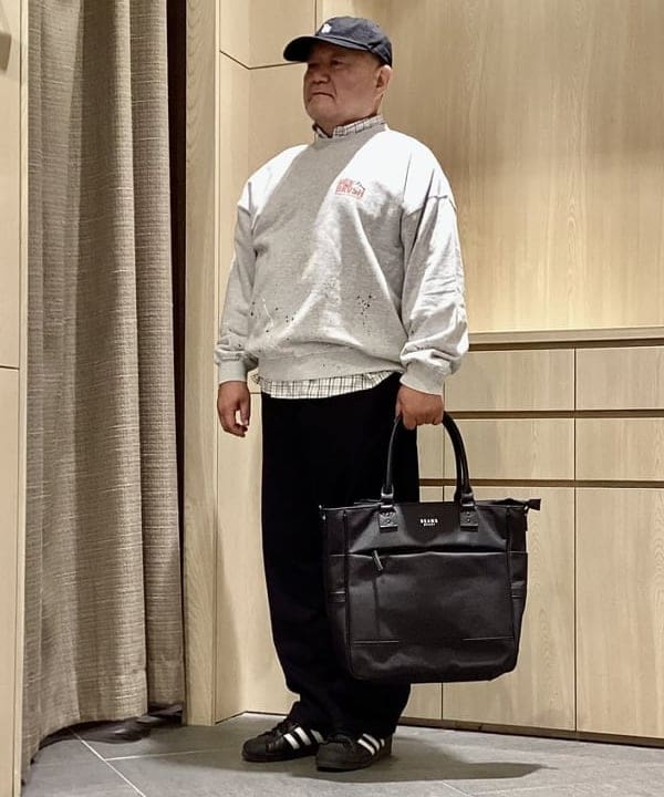 BEAMS HEARTのペイント スウェットを使ったコーディネートを紹介します。｜Rakuten Fashion(楽天ファッション／旧楽天ブランドアベニュー)6243003