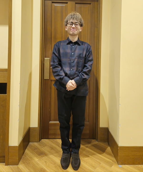 BEAMS HEARTのオンブレチェック レギュラーシャツを使ったコーディネートを紹介します。｜Rakuten Fashion(楽天ファッション／旧楽天ブランドアベニュー)6243069