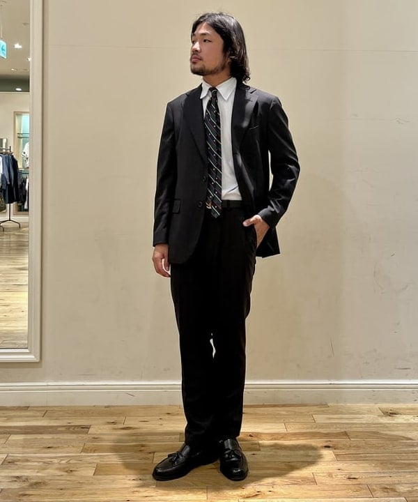 BEAMS HEARTのベーシック ソリッド 3ボタン スーツ(セットアイテム)を使ったコーディネートを紹介します。｜Rakuten Fashion(楽天ファッション／旧楽天ブランドアベニュー)6243075