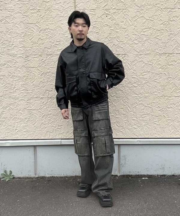 BEAMS HEARTのブラスト ワイド デニム カーゴパンツ 25AW ワイドパンツ デニムパンツを使ったコーディネートを紹介します。｜Rakuten Fashion(楽天ファッション／旧楽天ブランドアベニュー)6243264