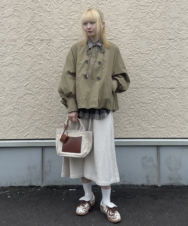 BEAMS HEARTの細ボウタイ チェック シャツを使ったコーディネートを紹介します。｜Rakuten Fashion(楽天ファッション／旧楽天ブランドアベニュー)6243313