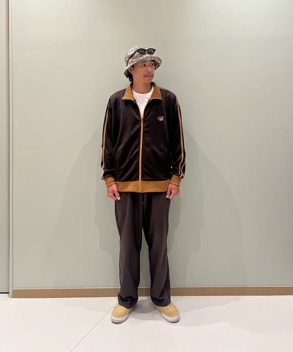 BEAMS HEARTのポリエステルジャージ 配色 トラックジャケットを使ったコーディネートを紹介します。｜Rakuten Fashion(楽天ファッション／旧楽天ブランドアベニュー)6243335