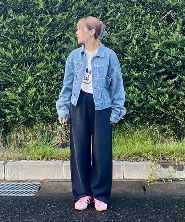 BEAMS HEARTのスマイル ロゴ ロング スリーブ Tシャツ(M~L)を使ったコーディネートを紹介します。｜Rakuten Fashion(楽天ファッション／旧楽天ブランドアベニュー)6243343