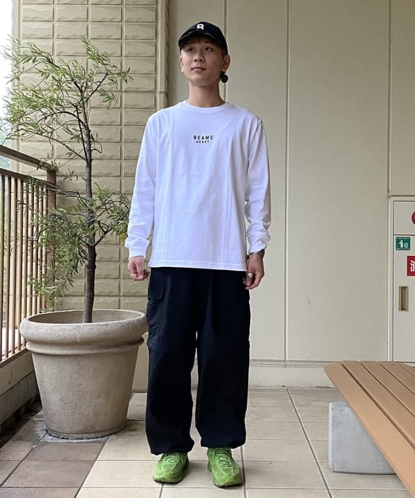 BEAMS HEARTのBEAMS HEART｜ロゴ 刺繍 ロングスリーブ Tシャツ｜メンズ カットソー ロンT｜コットン100% 長袖 クルーネック｜リラックスシルエット カジュアを使ったコーディネートを紹介します。｜Rakuten Fashion(楽天ファッション／旧楽天ブランドアベニュー)6243537