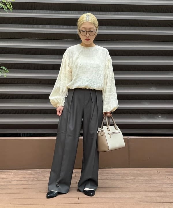 BEAMS HEARTのモールボーダー 2WAY ブラウスを使ったコーディネートを紹介します。｜Rakuten Fashion(楽天ファッション／旧楽天ブランドアベニュー)6243587