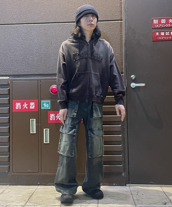 BEAMS HEARTのヴィンテージライク フルジップ パーカーを使ったコーディネートを紹介します。｜Rakuten Fashion(楽天ファッション／旧楽天ブランドアベニュー)6243611