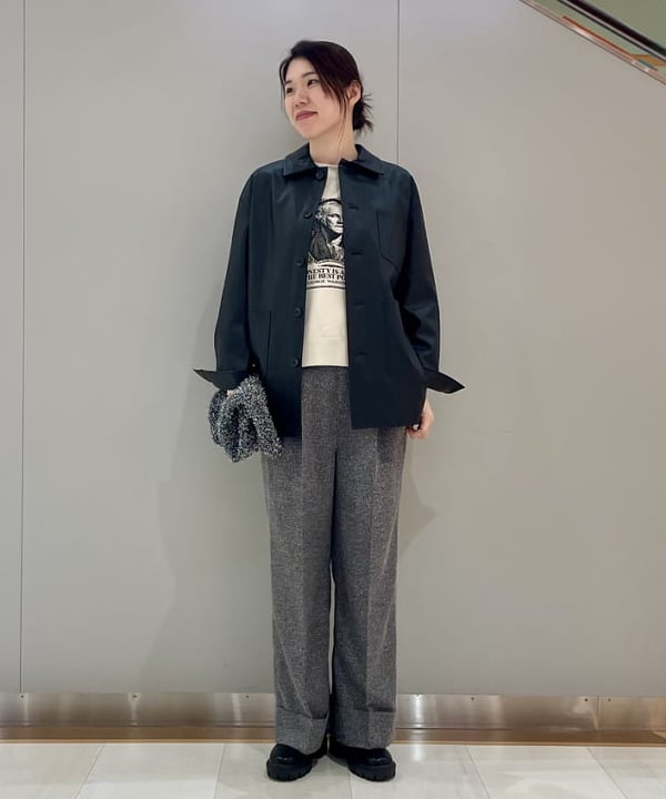 BEAMS HEARTのヴィンテージライク ワークジャケット 25AW レディース フェイクレザー オーバーサイズ 秋 ライトアウターを使ったコーディネートを紹介します。｜Rakuten Fashion(楽天ファッション／旧楽天ブランドアベニュー)6243723